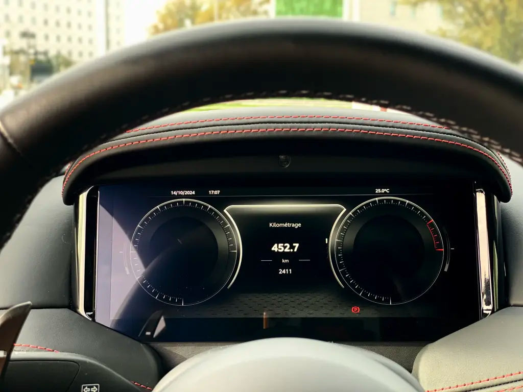 Aston Martin DB12 V8 Coupe 4.0 - 2023 - Joinsteer - #6