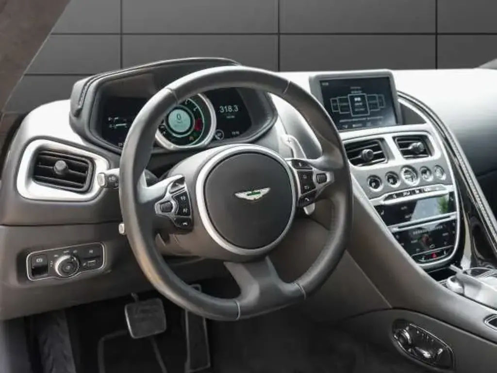 Aston Martin DB11 V8 Coupe 4.0 - 2020 - Joinsteer - #3