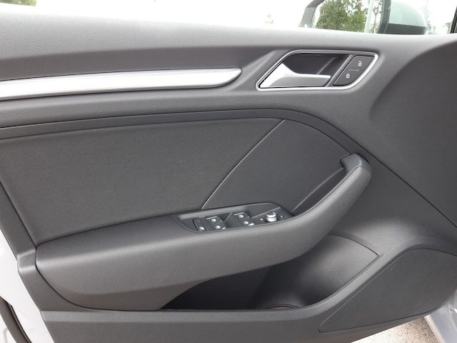 Audi A3 Sportback Sport 30 TDI Schaltgetriebe - 2018 - Joinsteer - #5