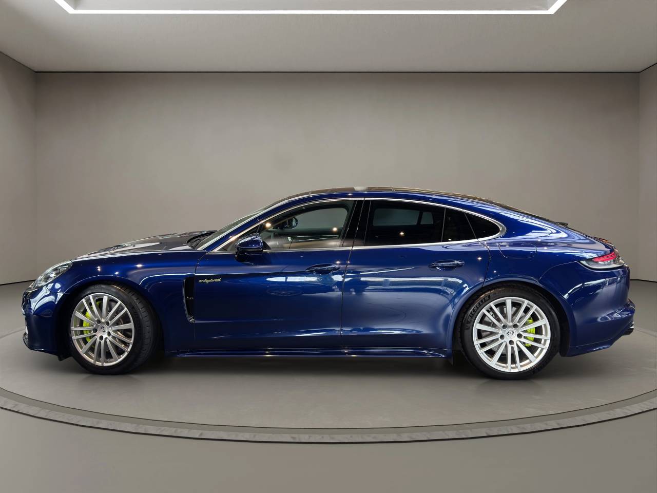 Porsche Panamera G2 II 4 E-Hybrid Platinum Edition - 2022 - Joinsteer - #3