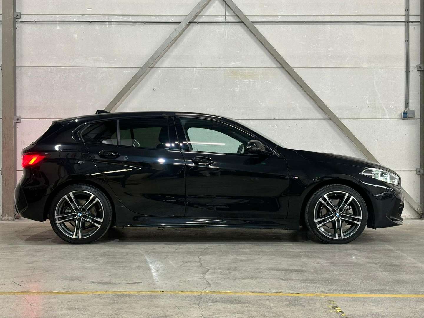 BMW Serie 1 Executive 118i - 2022 - Joinsteer - #5