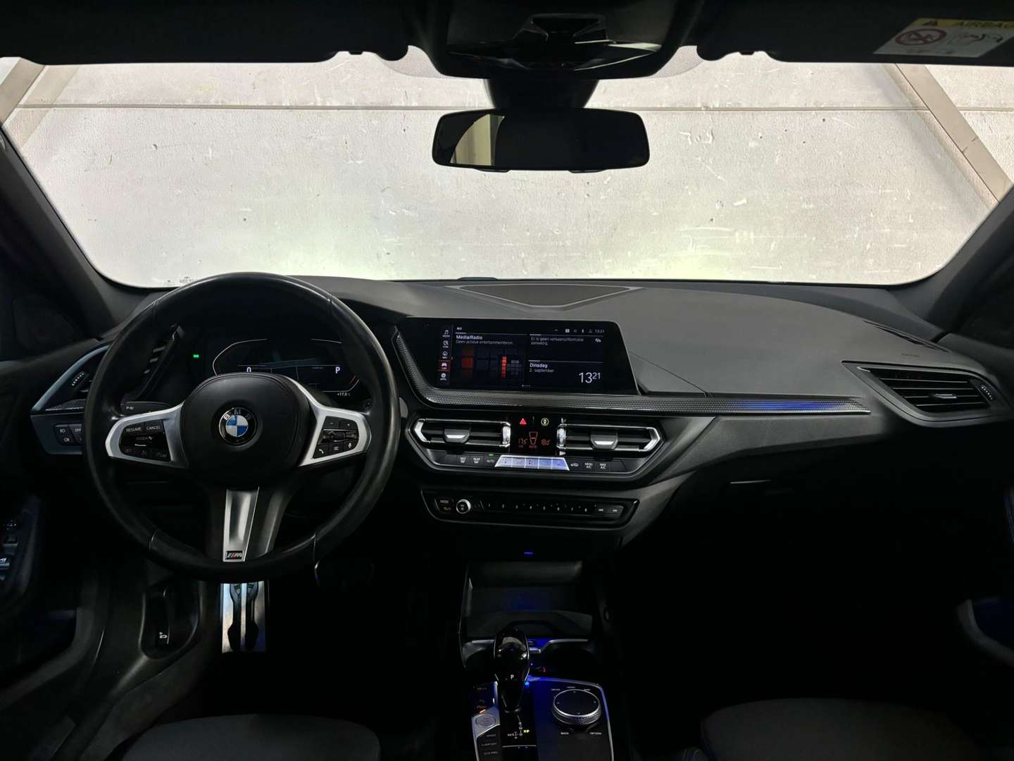 BMW Serie 1 Executive 118i - 2022 - Joinsteer - #10