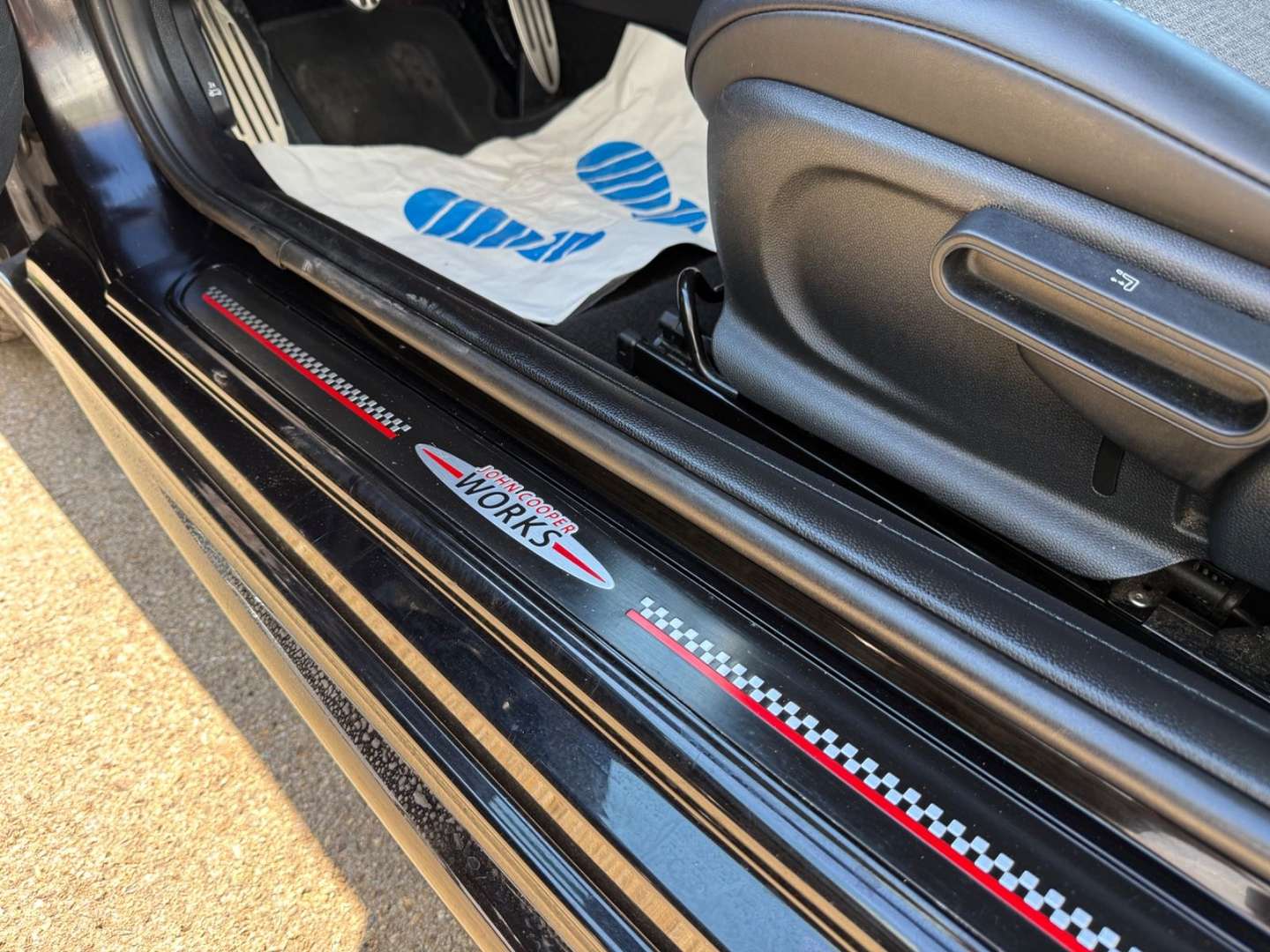 Mini Cabrio John Cooper Works - 2018 - Joinsteer - #15