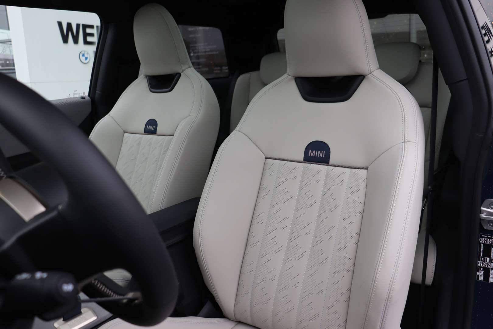 Mini Hatch Cooper Favoured Trim - 2025 - Joinsteer - #10