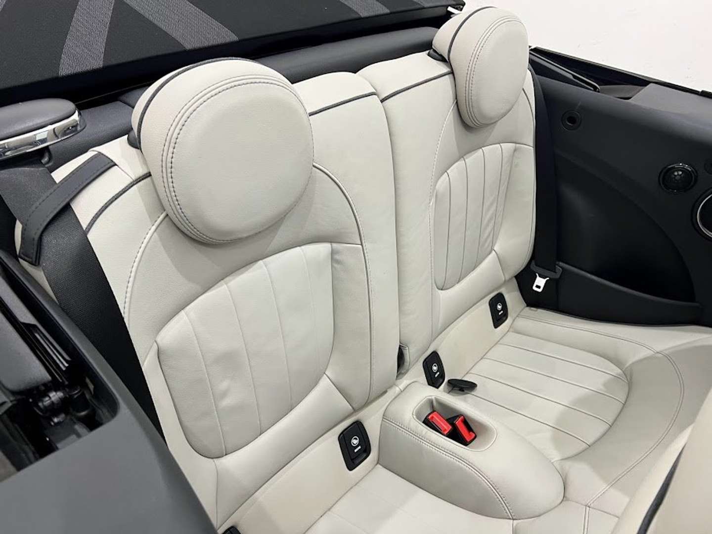 Mini Cabrio John Cooper Works - 2018 - Joinsteer - #17