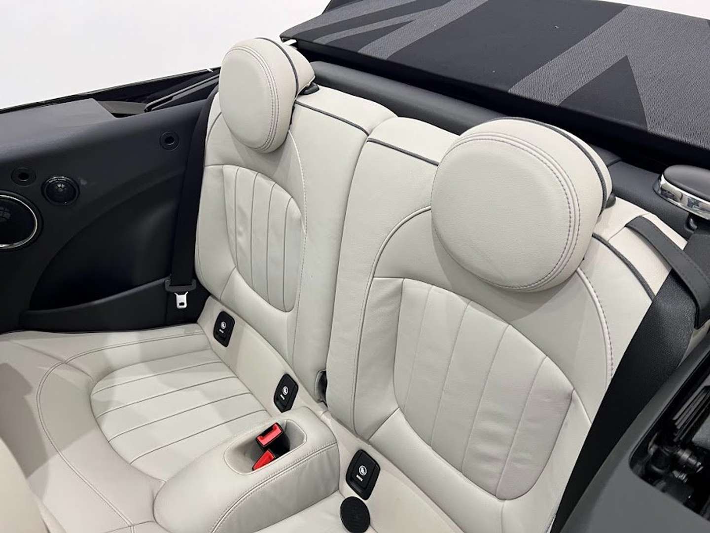 Mini Cabrio John Cooper Works - 2018 - Joinsteer - #18