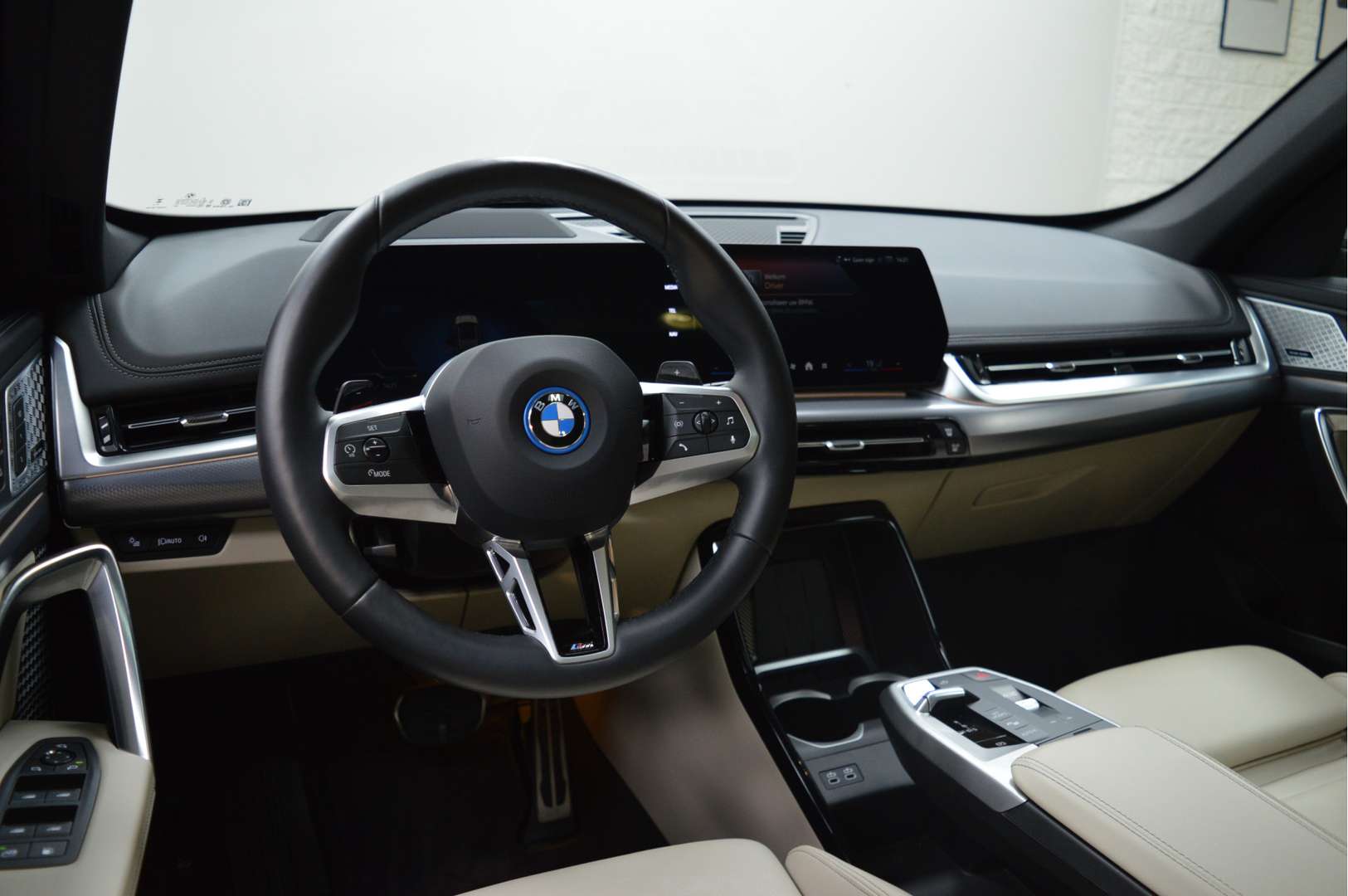 BMW X1 High Executive XDrive25e - 2025 - Joinsteer - #8