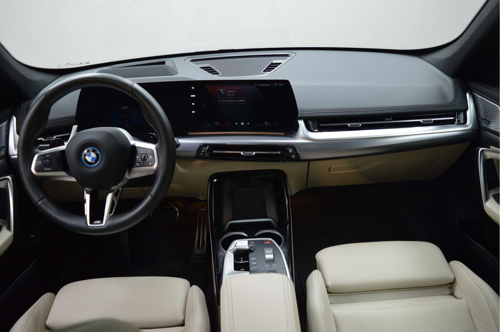 BMW X1 High Executive XDrive25e - 2025 - Joinsteer - #9