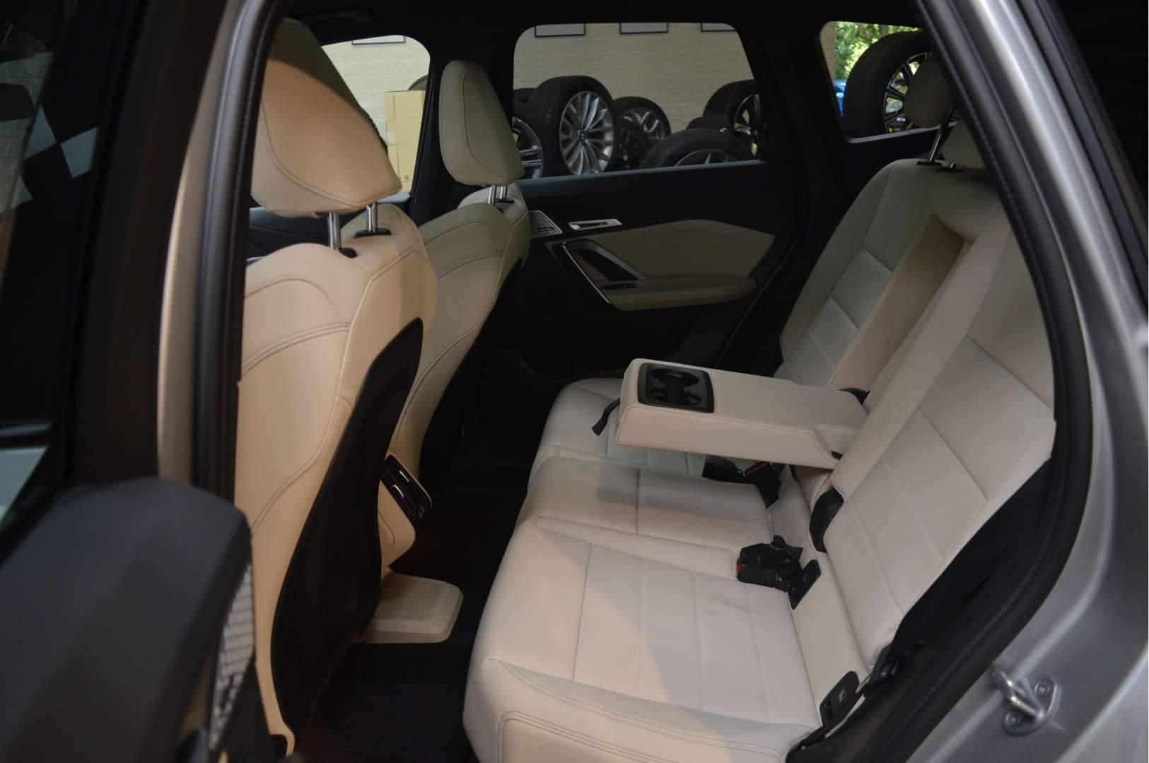 BMW X1 High Executive XDrive25e - 2025 - Joinsteer - #10