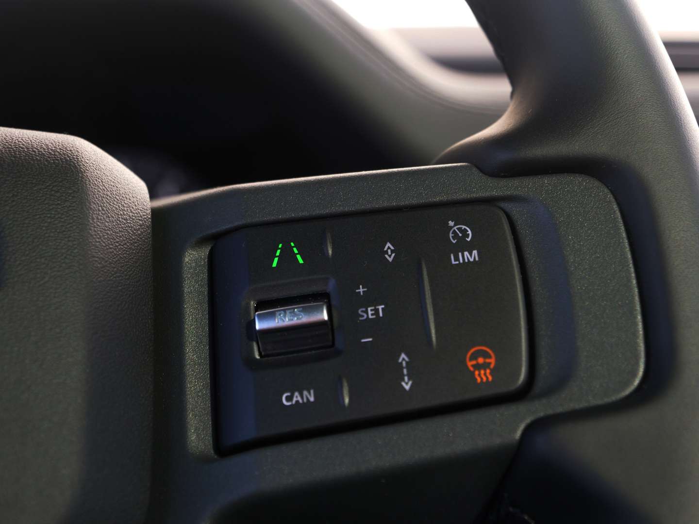 Land Rover Defender X-Dynamic HSE P300e - 2025 - Joinsteer - #5