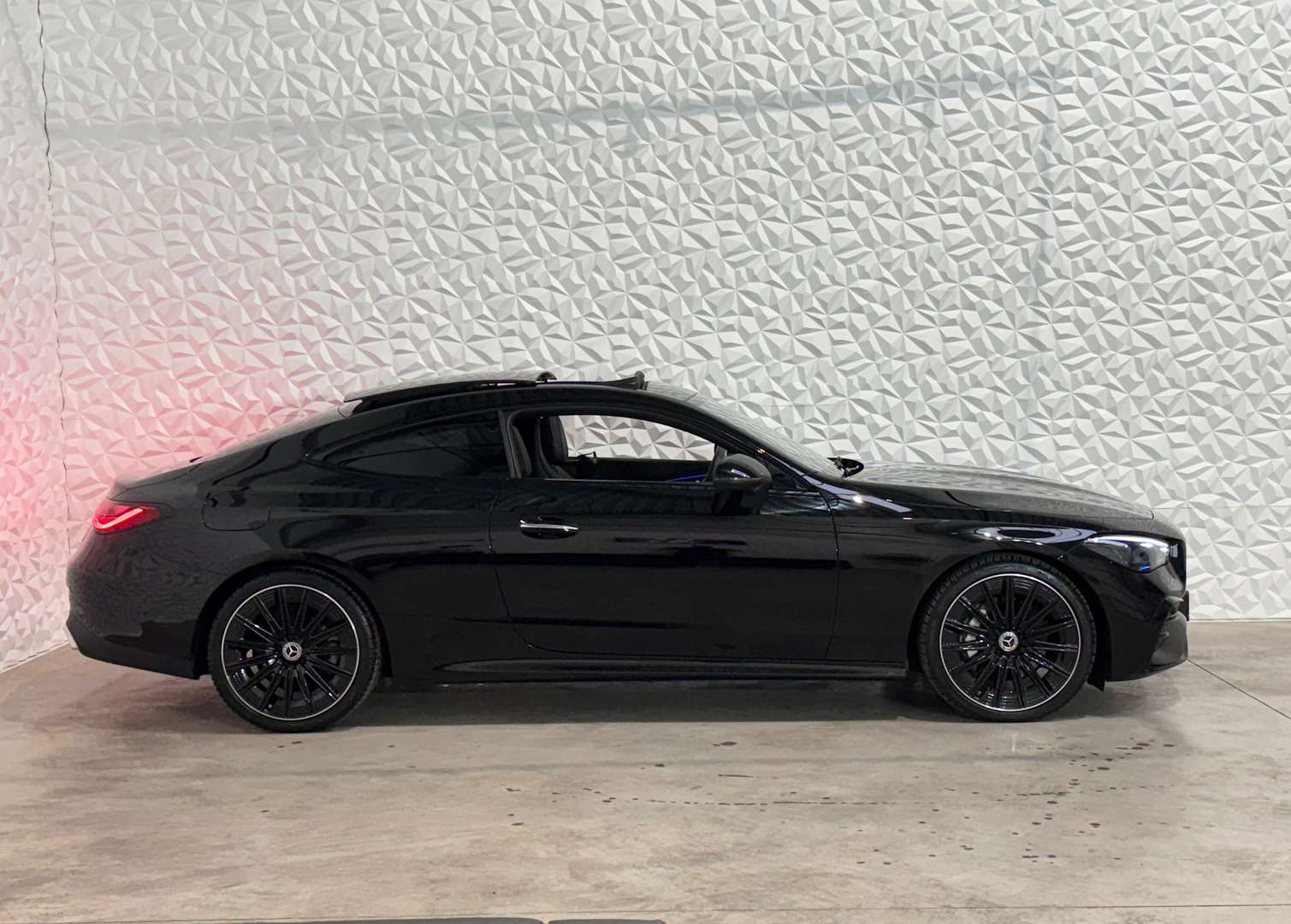 Mercedes CLE Coupé AMG Line 220 D - 2024 - Joinsteer - #3