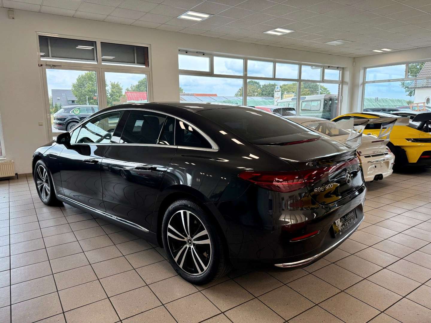 Mercedes EQE Electric Art 300 - 2022 - Joinsteer - #3