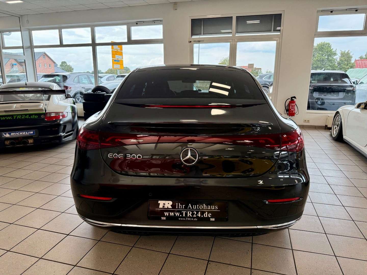 Mercedes EQE Electric Art 300 - 2022 - Joinsteer - #4