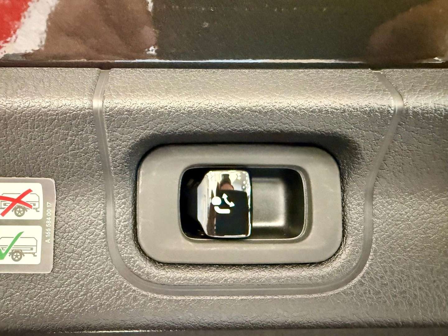 Mercedes EQE Electric Art 300 - 2022 - Joinsteer - #10