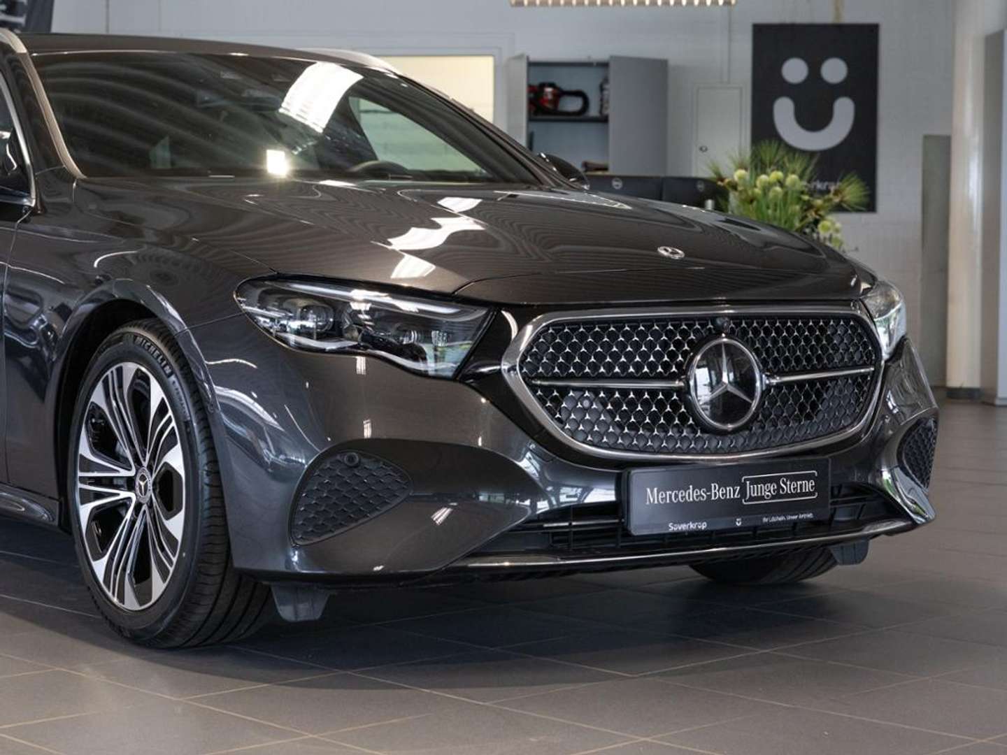 Mercedes Classe E AVANTGARDE E 300 - 2024 - Joinsteer - #5