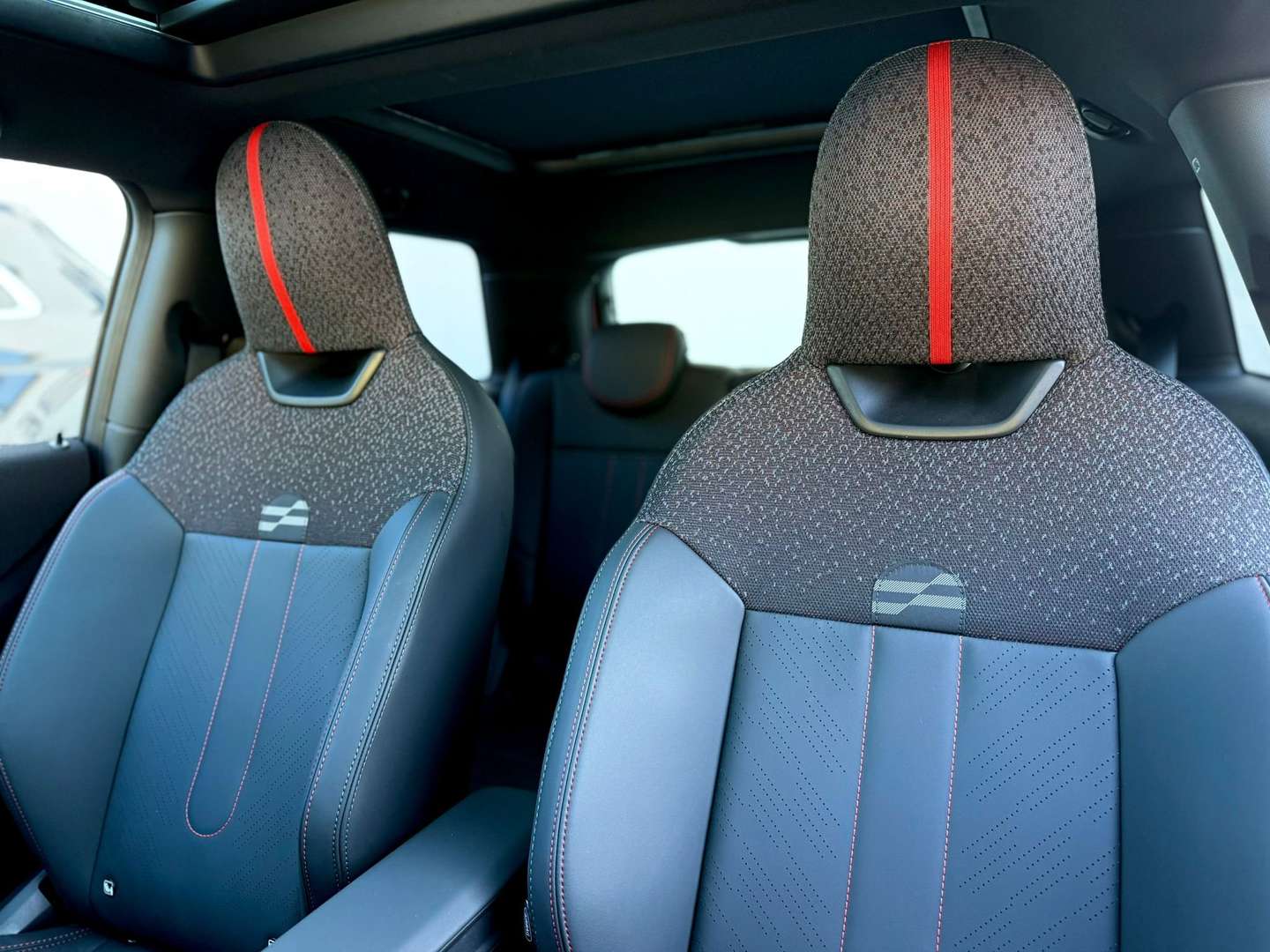 Mini John Cooper Works Cooper S AUTO - 2025 - Joinsteer - #6