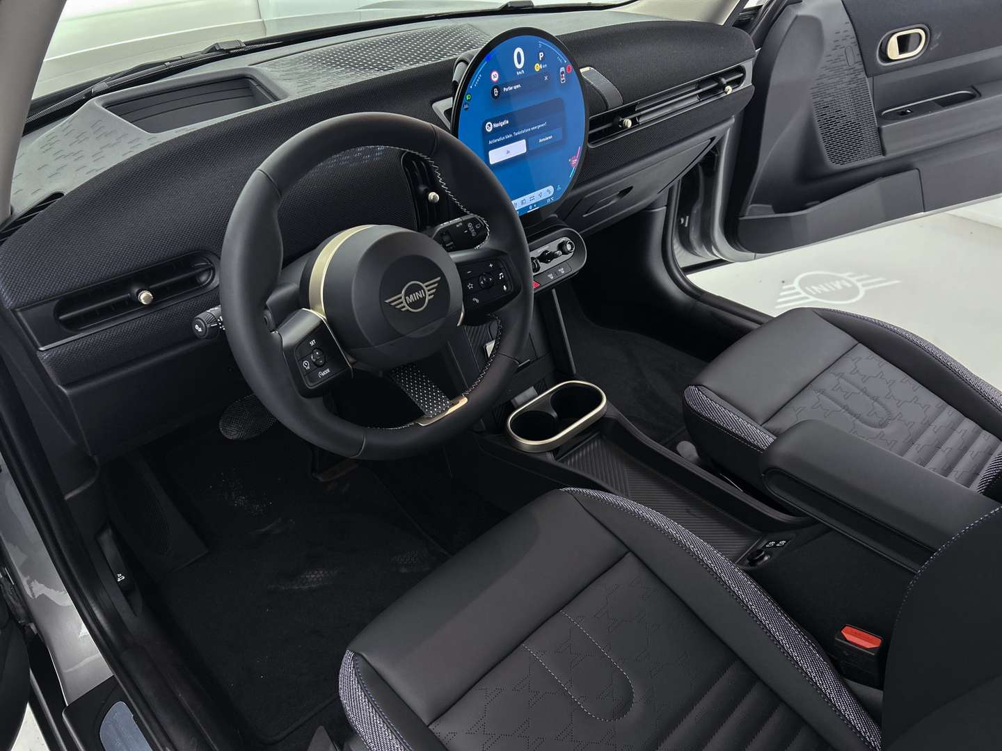 Mini Hatch Classic Cooper - 2025 - Joinsteer - #2