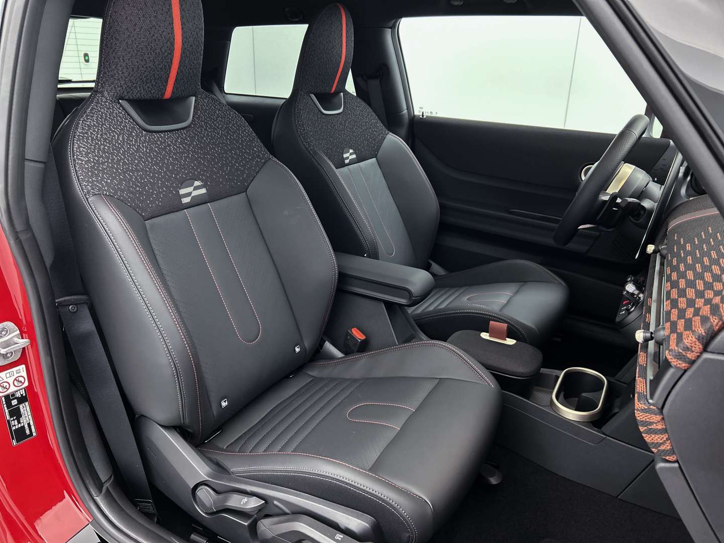 Mini Hatch John Cooper Works - 2025 - Joinsteer - #13