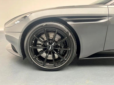 Aston Martin DB11 V12 AMR Coupe 5.2 -  - Joinsteer - #3