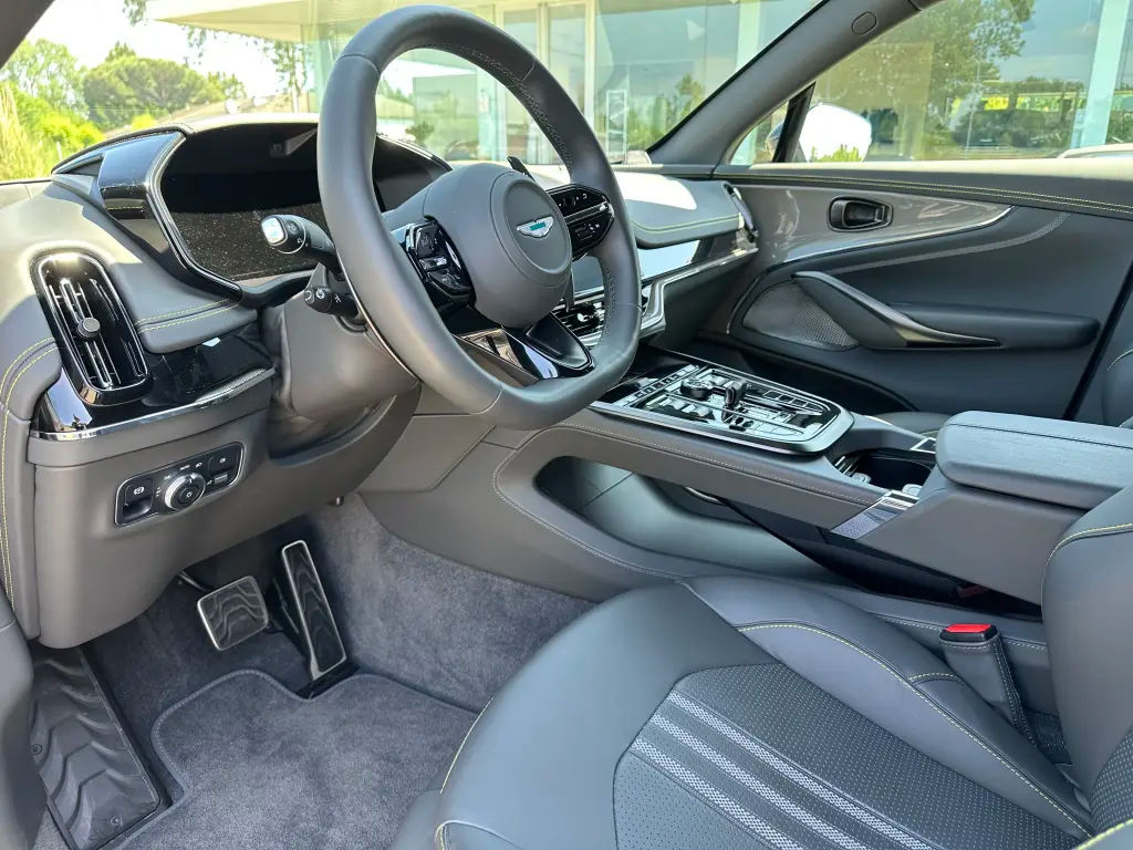 Aston Martin DBX 707 SUV 4.0 - 2024 - Joinsteer - #3