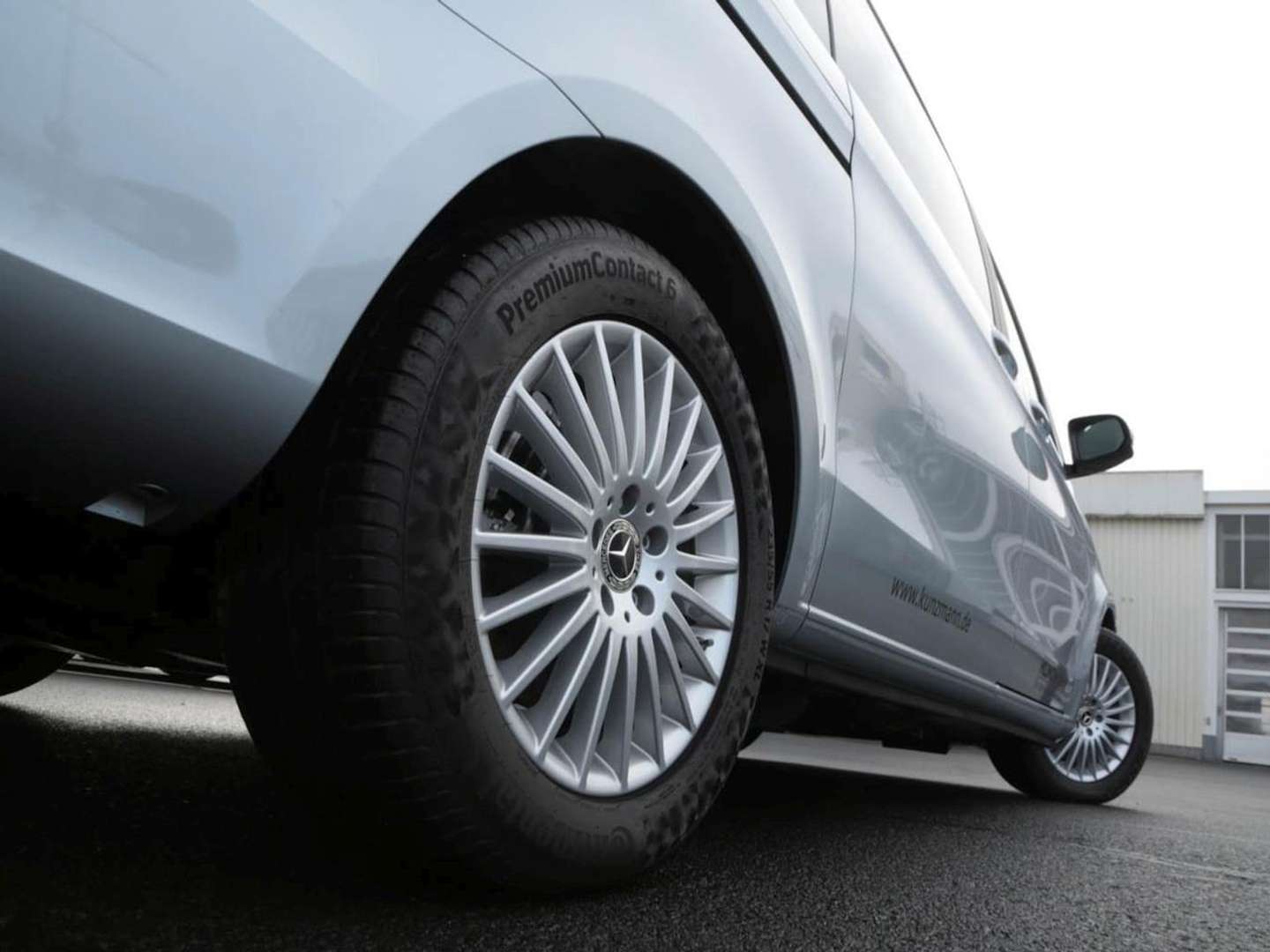 Mercedes V-Class STYLE V 300 D - 2025 - Joinsteer - #4