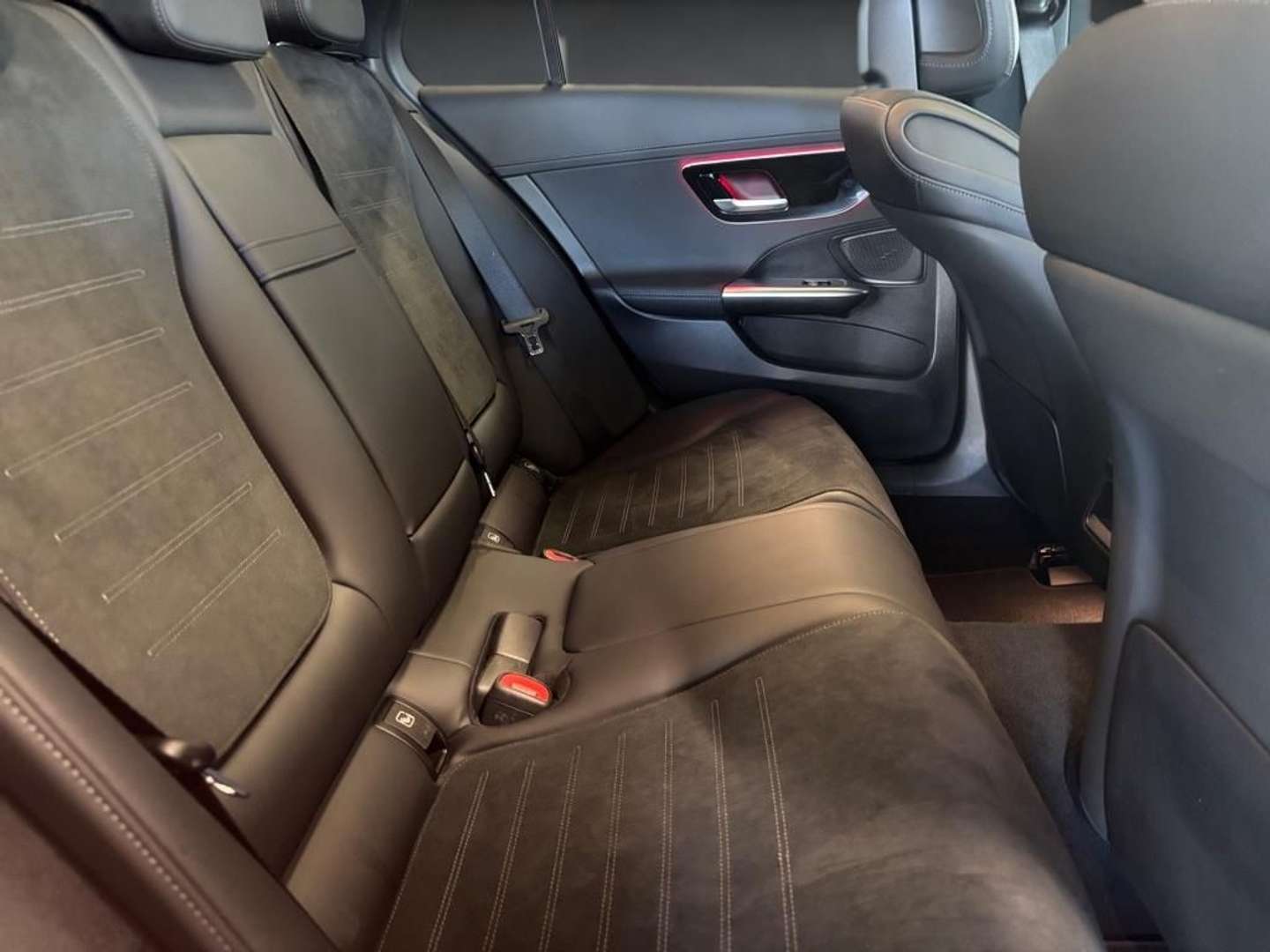 Mercedes Classe C AMG 300 De - 2025 - Joinsteer - #13