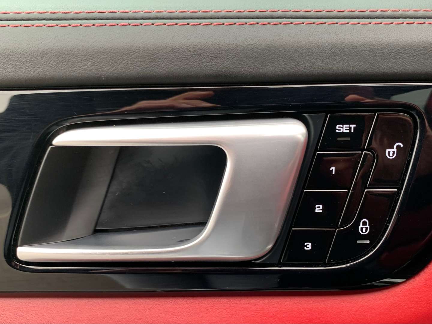 Porsche Cayenne Sport Chrono 3.0i E-Hybrid - 2018 - Joinsteer - #12