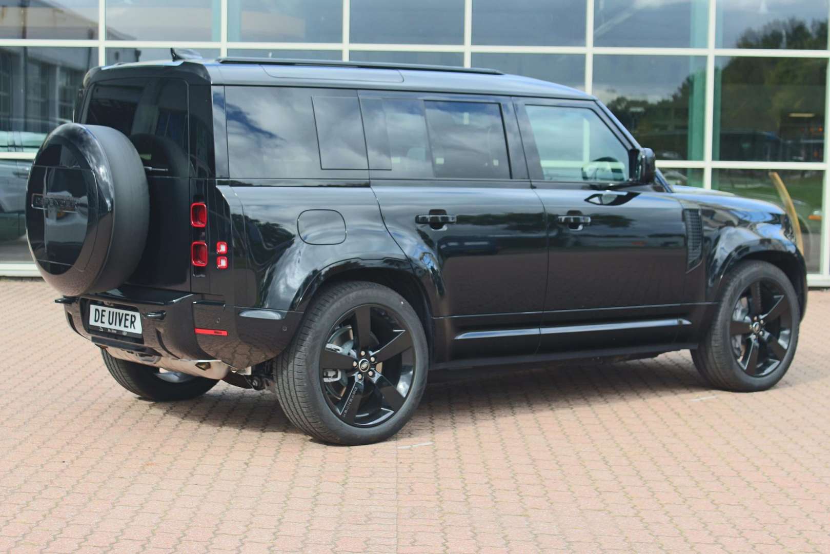 Land Rover Defender X-Dynamic HSE P300e - 2025 - Joinsteer - #3