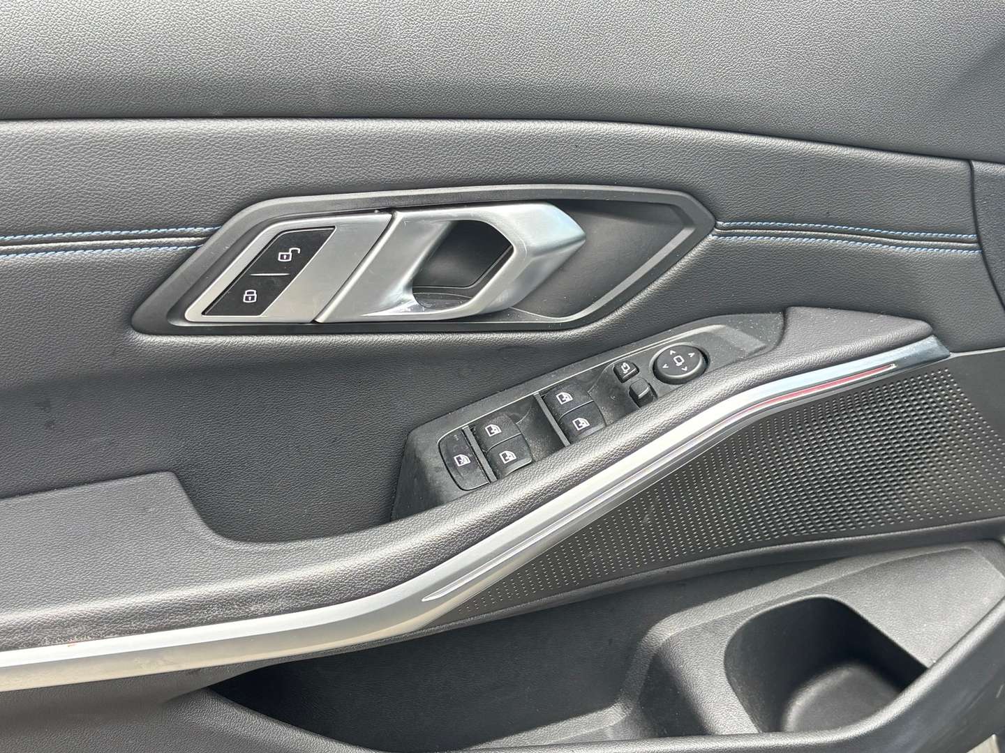 BMW Série 3 Business Edition 318i - 2022 - Joinsteer - #20