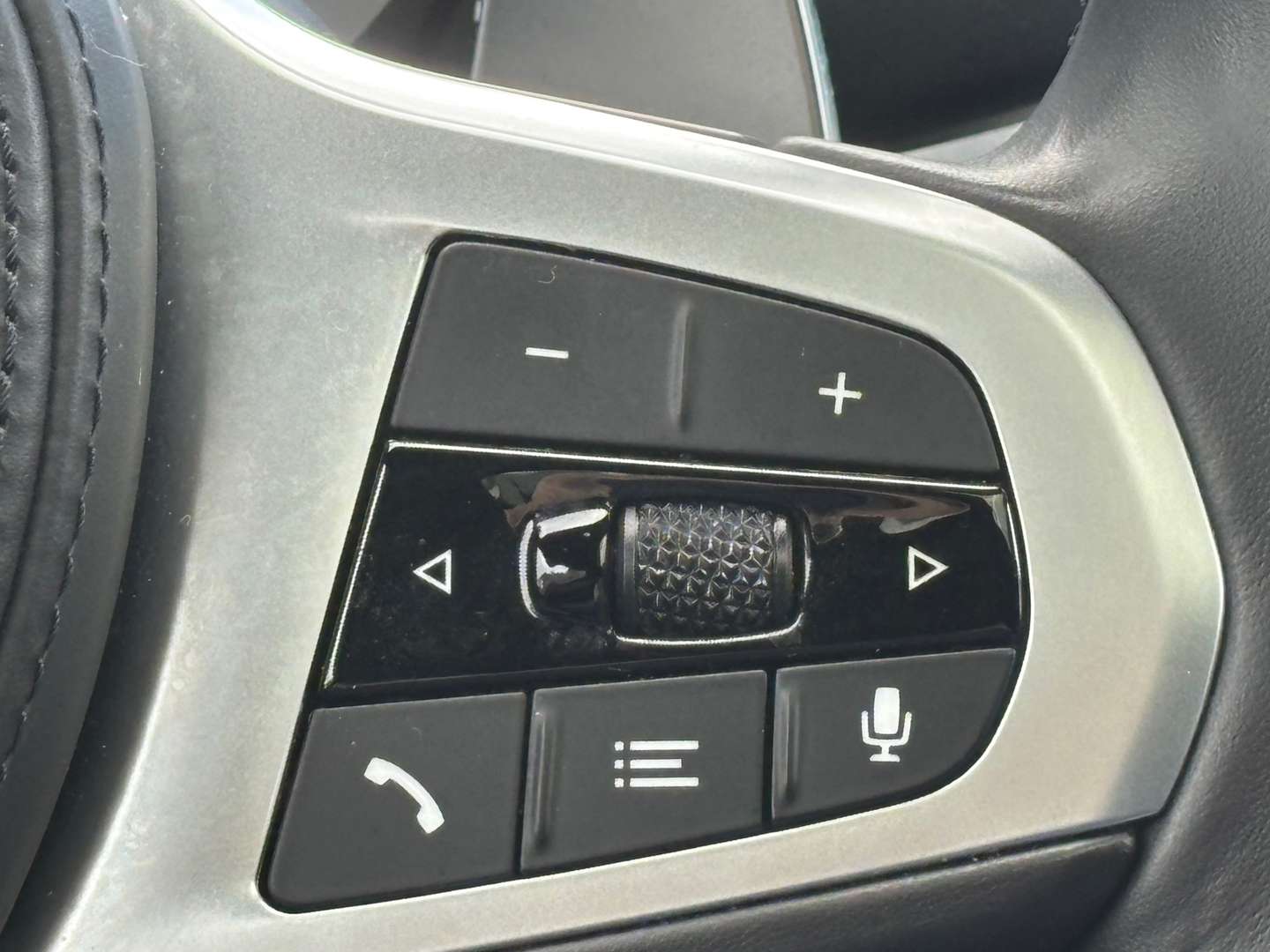 BMW Série 3 Business Edition 318i - 2022 - Joinsteer - #22