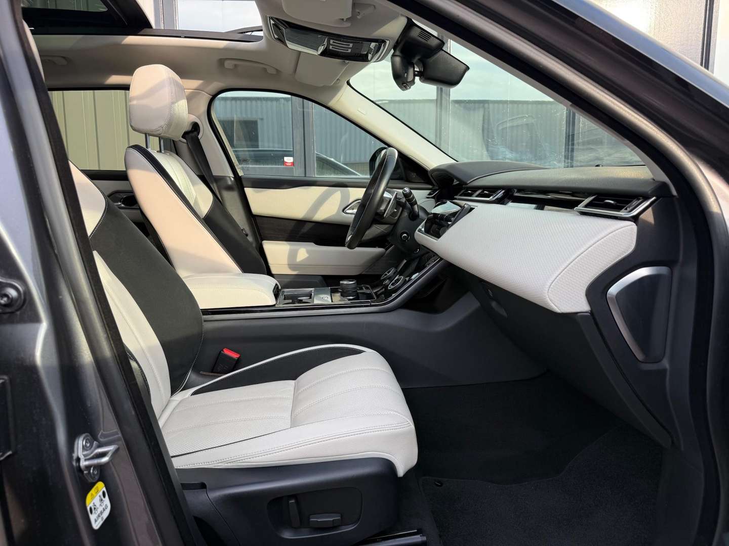 Land Rover Range Rover Velar R-Dynamic P300 - 2018 - Joinsteer - #2