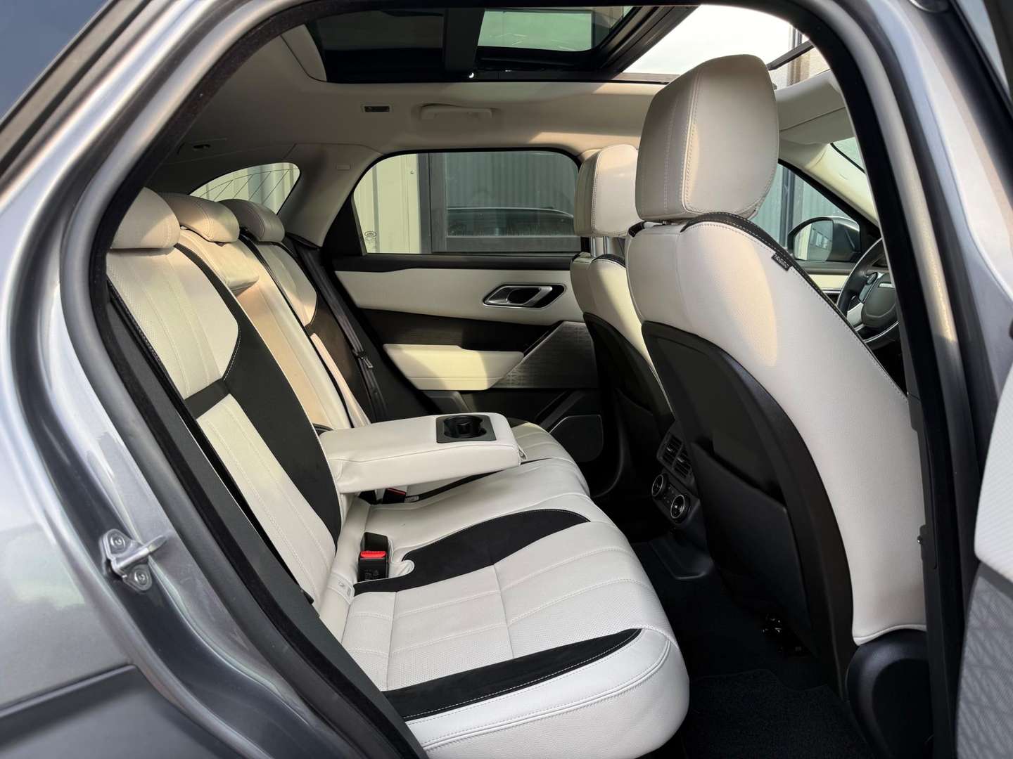 Land Rover Range Rover Velar R-Dynamic P300 - 2018 - Joinsteer - #3