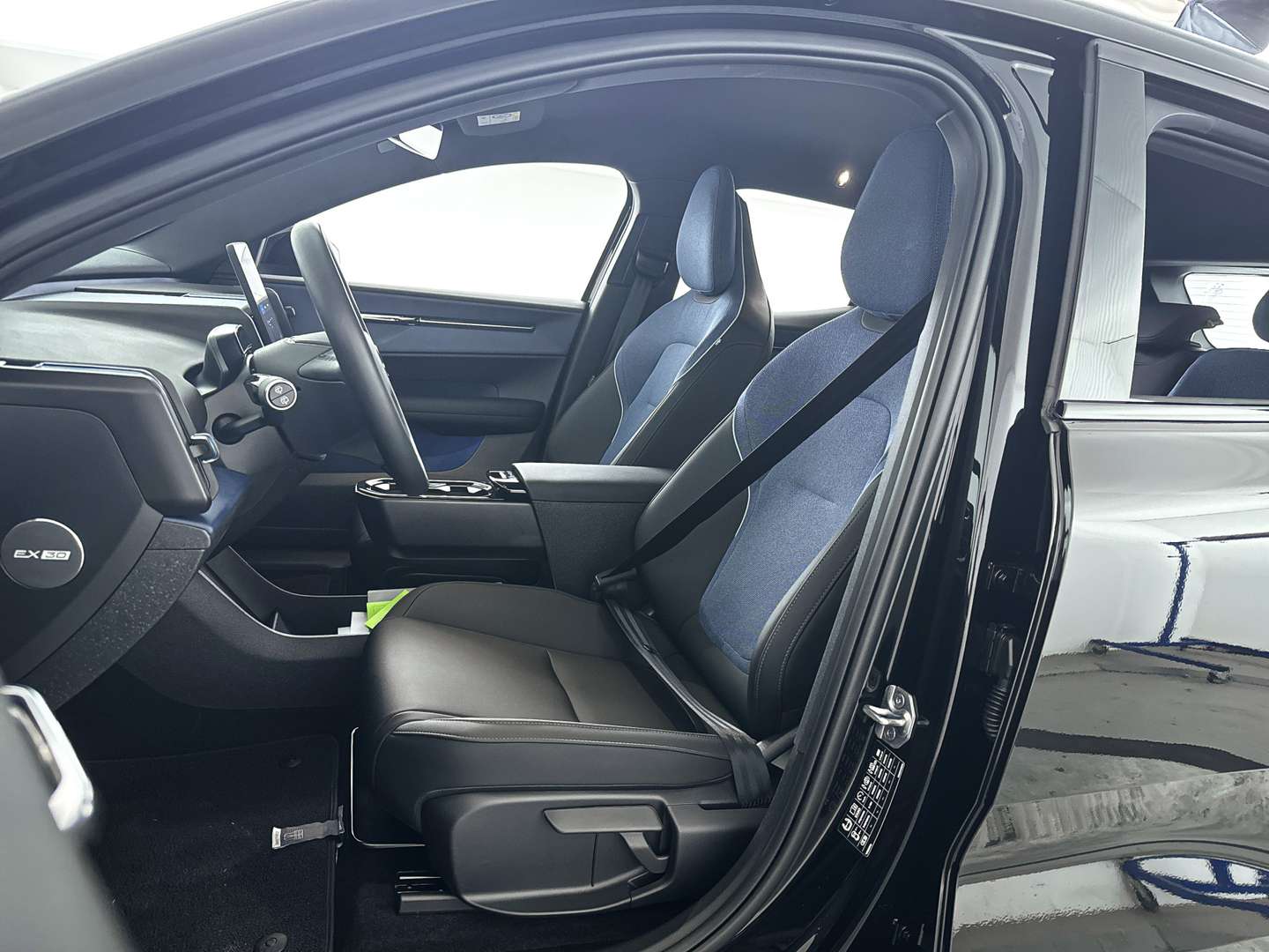 Volvo EX30 Single Motor Extended Range Plus - 2024 - Joinsteer - #5