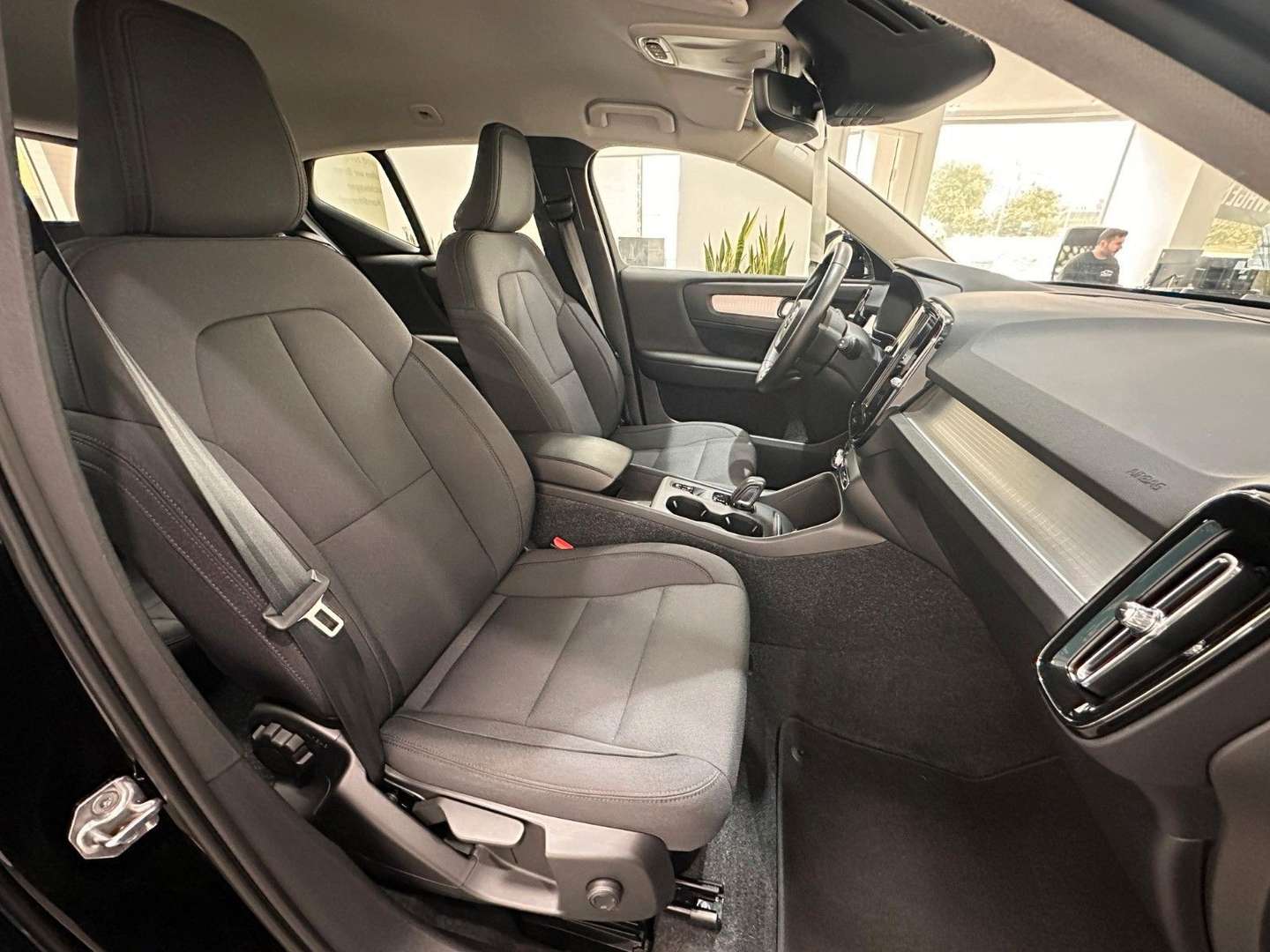 Volvo XC40 R-Design Recharge - 2021 - Joinsteer - #7