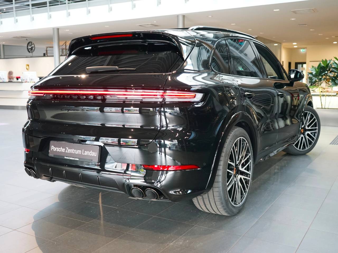 Porsche Cayenne E3 II S E-Hybrid - 2025 - Joinsteer - #7