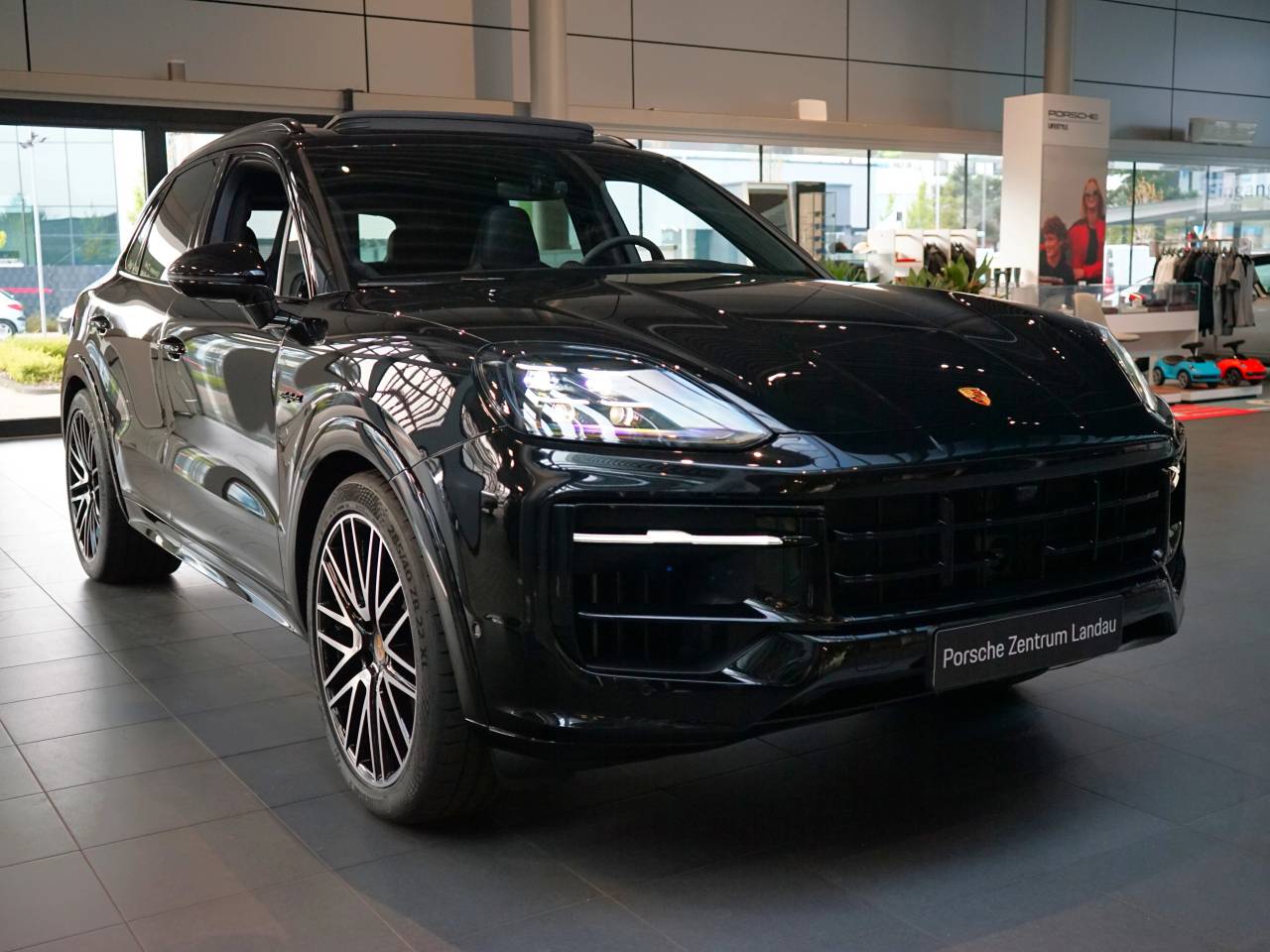 Porsche Cayenne E3 II S E-Hybrid - 2025 - Joinsteer - #8