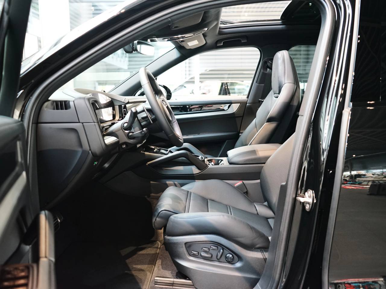 Porsche Cayenne E3 II S E-Hybrid - 2025 - Joinsteer - #13