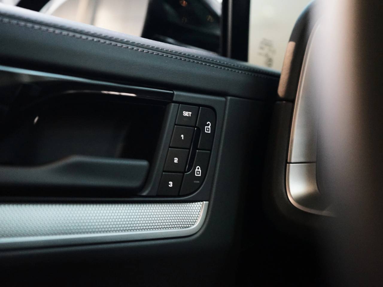 Porsche Cayenne E3 II S E-Hybrid - 2025 - Joinsteer - #40