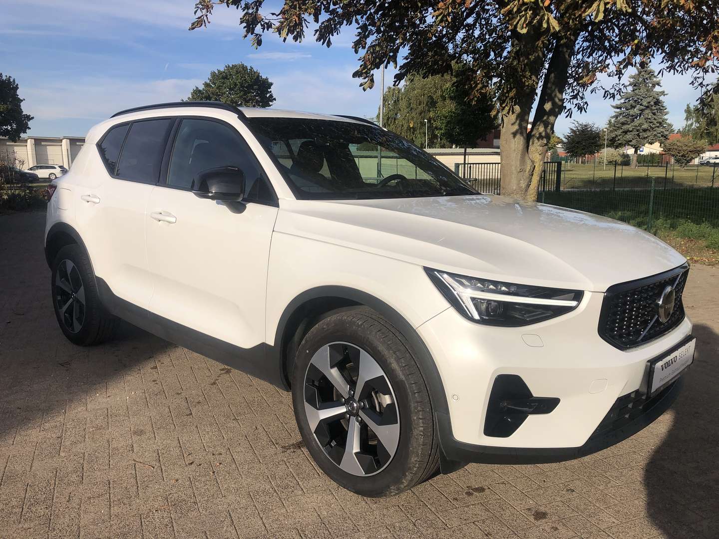 Volvo XC40 Plus B4 - 2025 - Joinsteer - #2