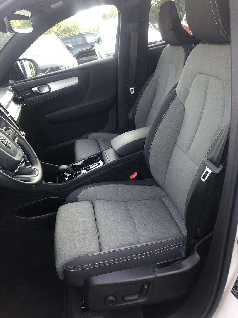 Volvo XC40 Plus B4 - 2025 - Joinsteer - #9