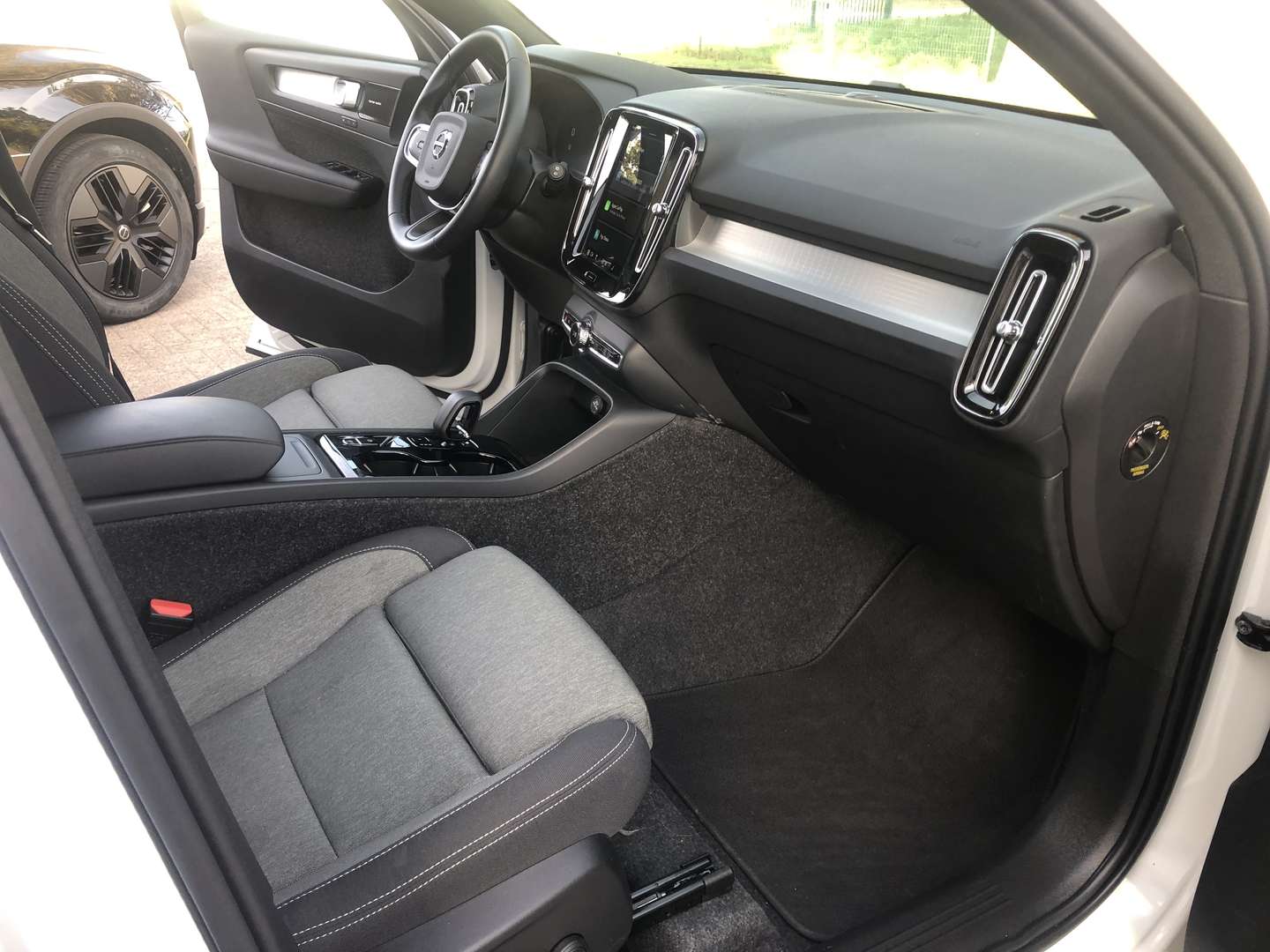 Volvo XC40 Plus B4 - 2025 - Joinsteer - #10