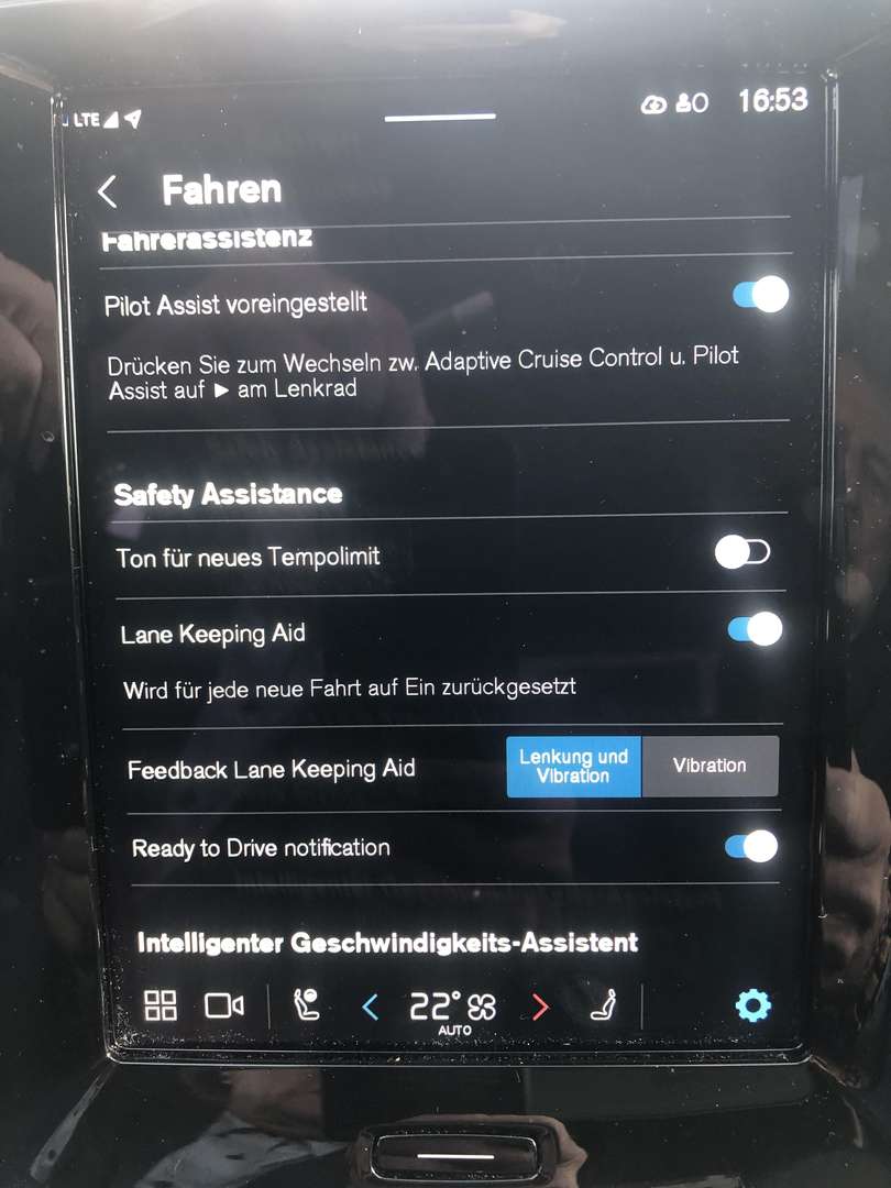 Volvo XC40 Plus B4 - 2025 - Joinsteer - #15