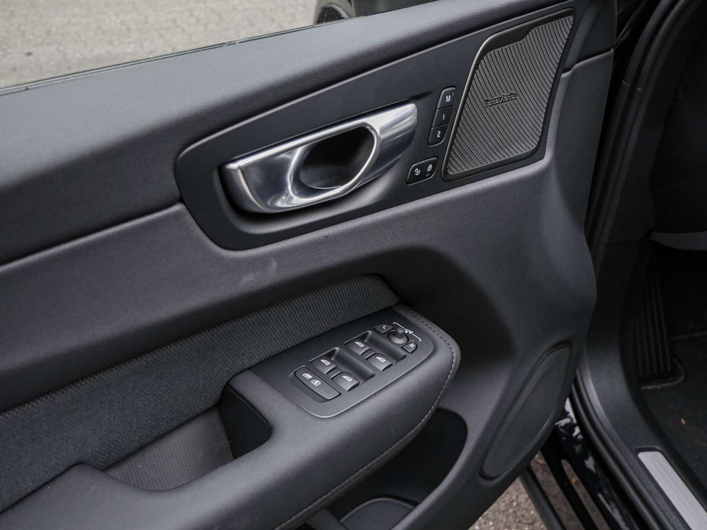 Volvo XC60 Plus T8 - 2025 - Joinsteer - #18