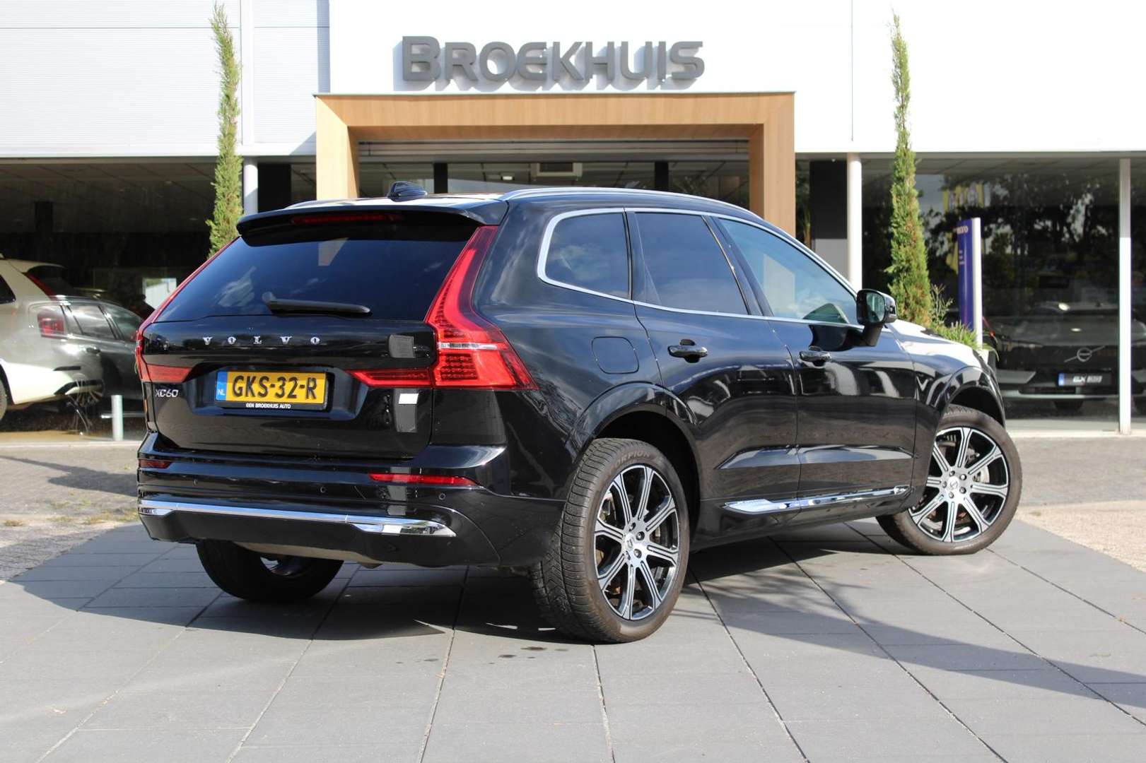 Volvo XC60 Plus Bright 2.0 T6 Plug-in Hybrid - 2023 - Joinsteer - #3