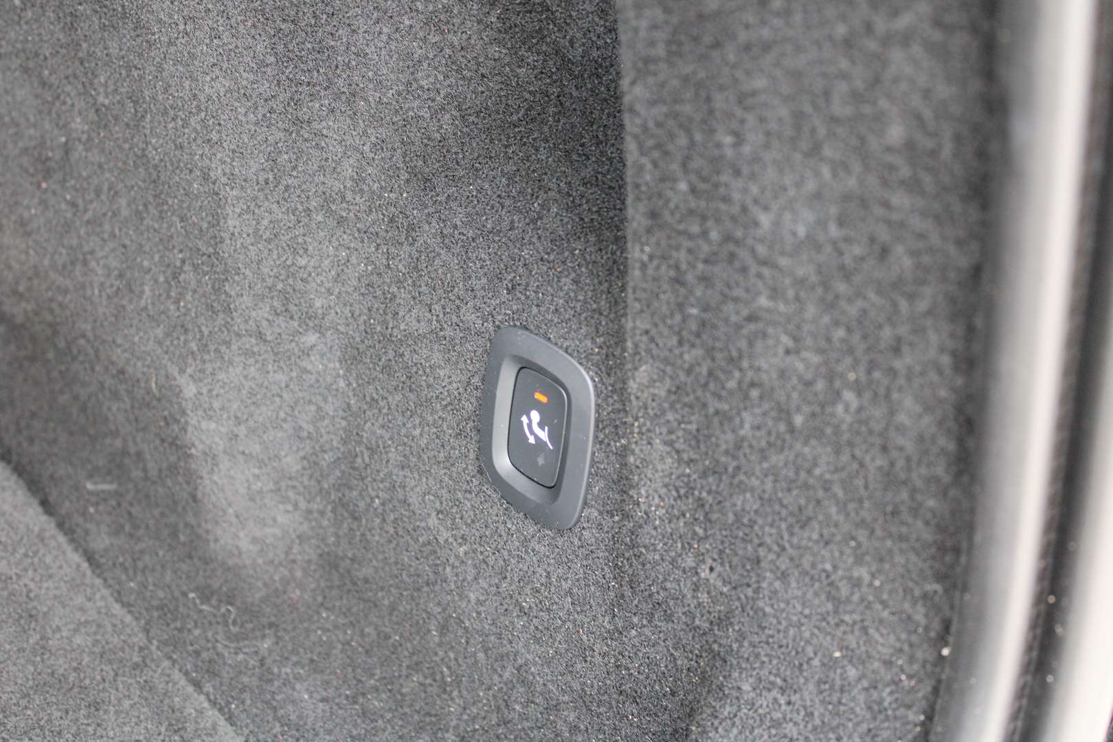 Volvo XC60 Plus Bright 2.0 T6 Plug-in Hybrid - 2023 - Joinsteer - #34