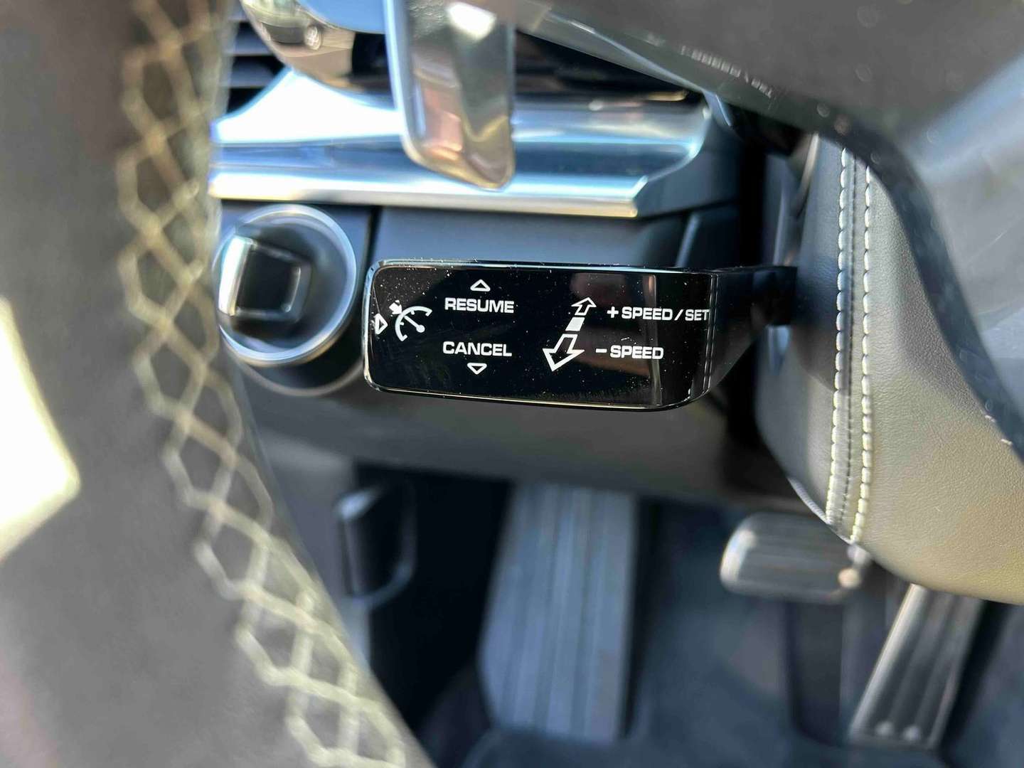 Porsche Panamera Sport Turismo 4 E-Hybrid - 2019 - Joinsteer - #4