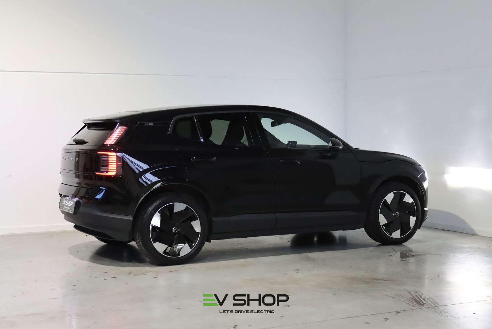 Volvo EX30 Plus Single Motor Extended Range - 2024 - Joinsteer - #8