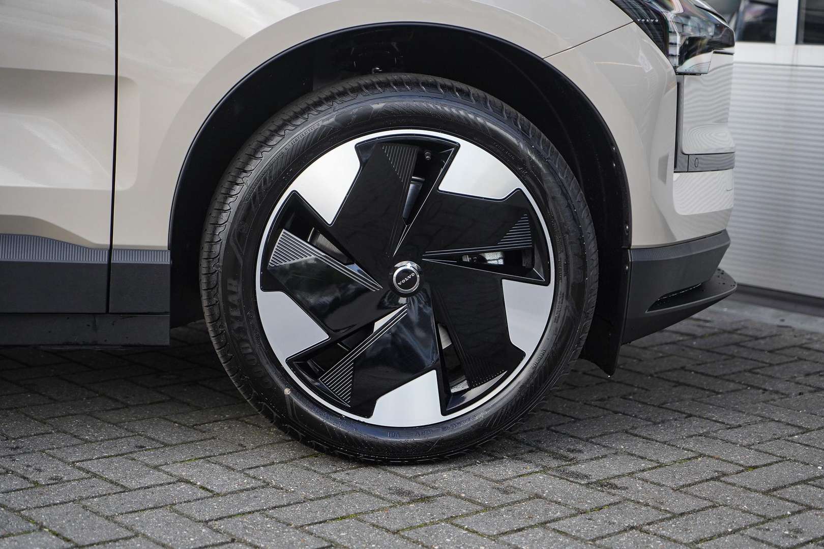 Volvo EX30 Extended Range Single Motor - 2025 - Joinsteer - #7