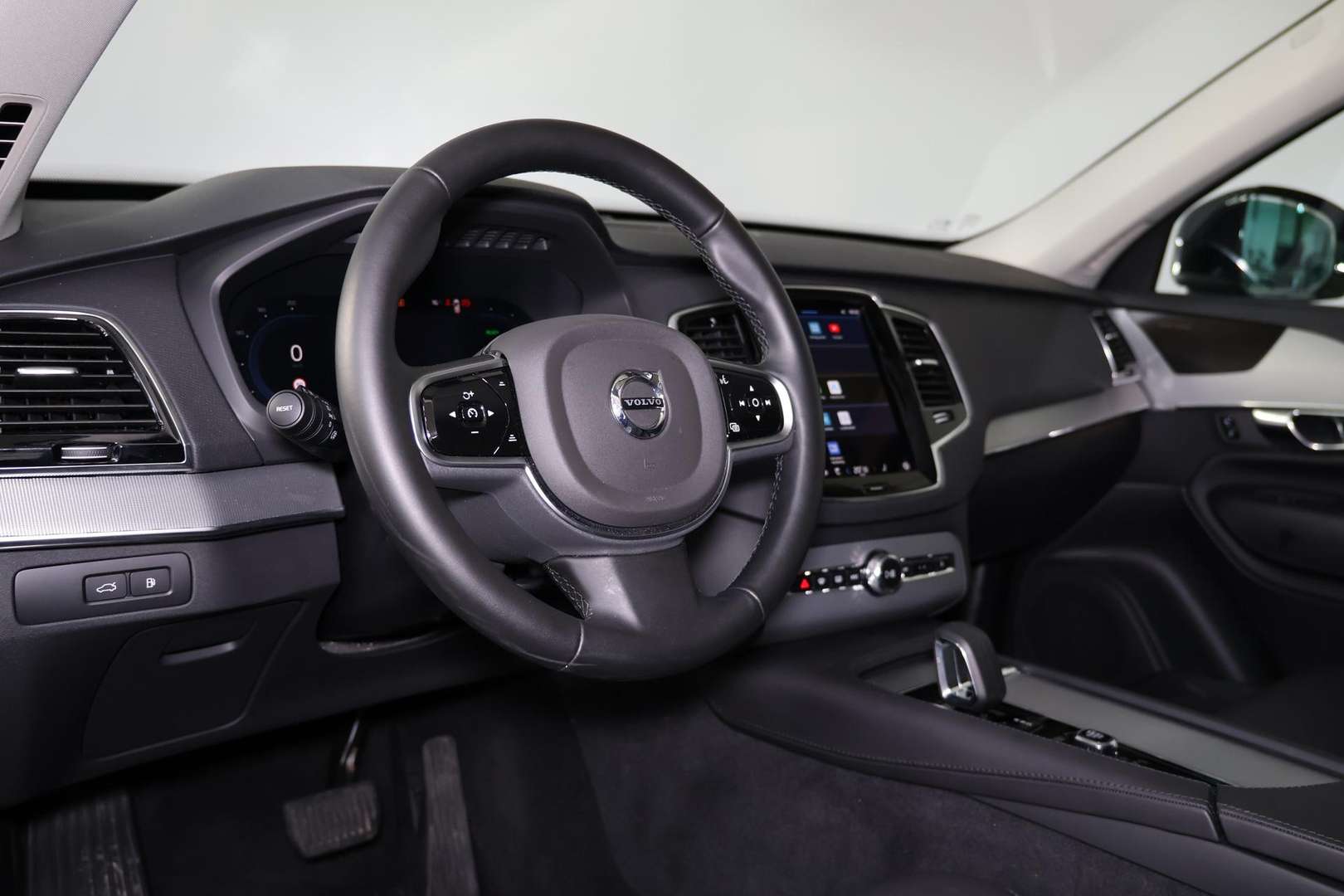 Volvo XC90 Core T8 Recharge - 2024 - Joinsteer - #15