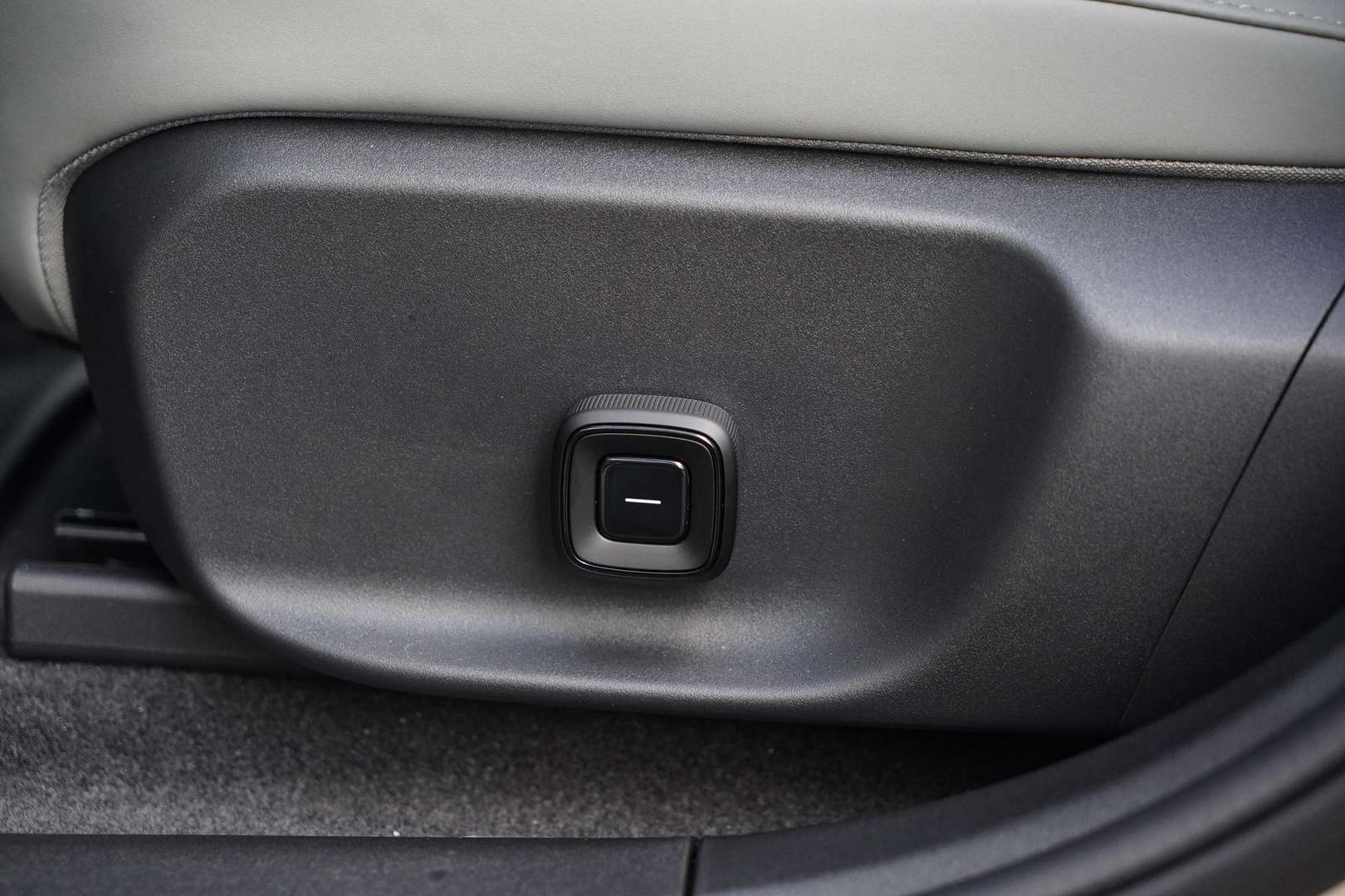 Volvo EX30 Extended Range Single Motor - 2025 - Joinsteer - #15